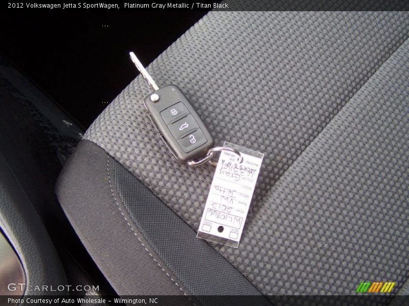 Platinum Gray Metallic / Titan Black 2012 Volkswagen Jetta S SportWagen