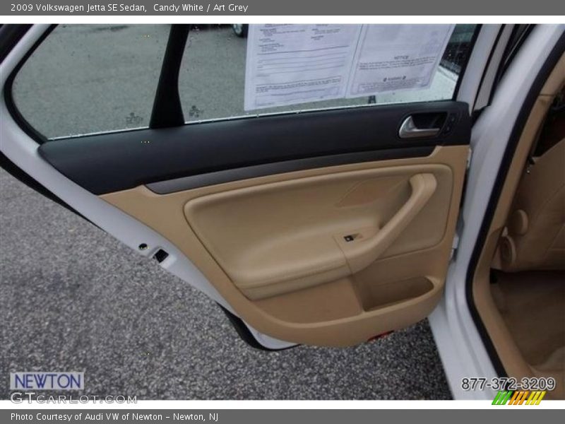 Candy White / Art Grey 2009 Volkswagen Jetta SE Sedan