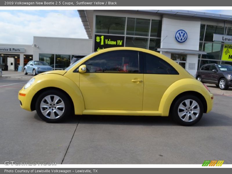Sunflower Yellow / Black 2009 Volkswagen New Beetle 2.5 Coupe