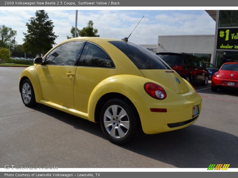 Sunflower Yellow / Black 2009 Volkswagen New Beetle 2.5 Coupe