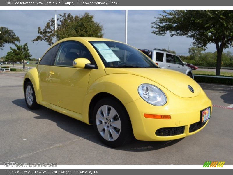 Sunflower Yellow / Black 2009 Volkswagen New Beetle 2.5 Coupe
