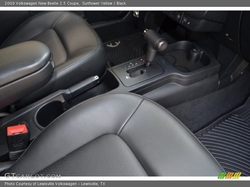 Sunflower Yellow / Black 2009 Volkswagen New Beetle 2.5 Coupe