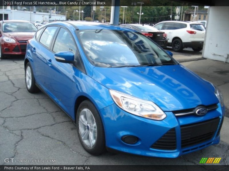 Blue Candy / Charcoal Black 2013 Ford Focus SE Hatchback