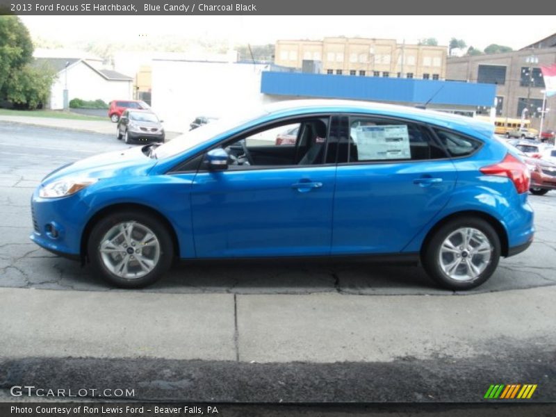 Blue Candy / Charcoal Black 2013 Ford Focus SE Hatchback