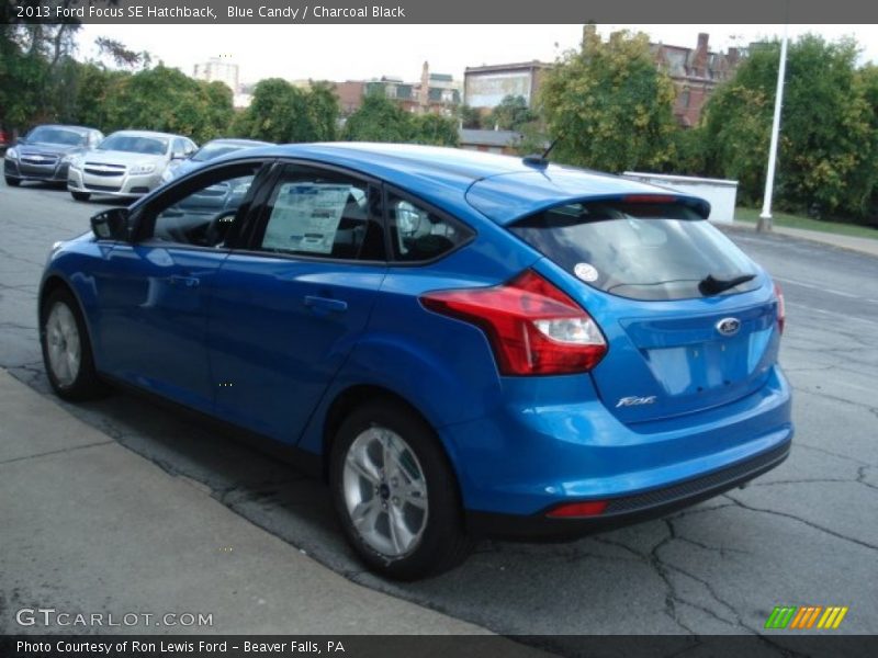 Blue Candy / Charcoal Black 2013 Ford Focus SE Hatchback
