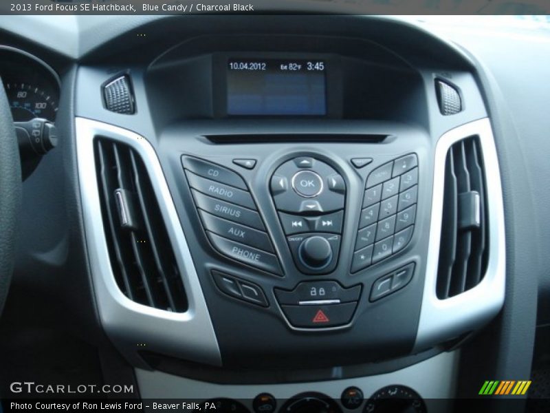Blue Candy / Charcoal Black 2013 Ford Focus SE Hatchback