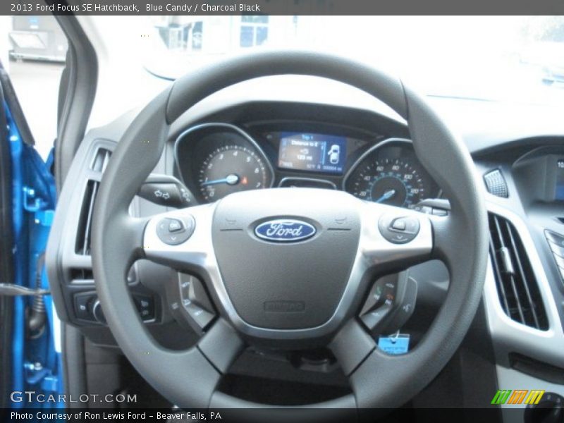 Blue Candy / Charcoal Black 2013 Ford Focus SE Hatchback