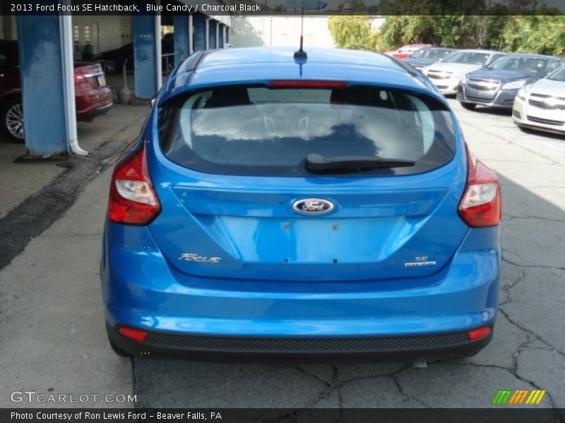 Blue Candy / Charcoal Black 2013 Ford Focus SE Hatchback