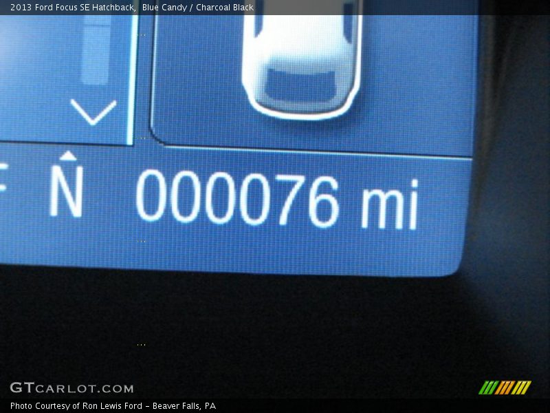 Blue Candy / Charcoal Black 2013 Ford Focus SE Hatchback