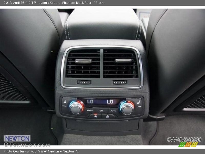 Phantom Black Pearl / Black 2013 Audi S6 4.0 TFSI quattro Sedan
