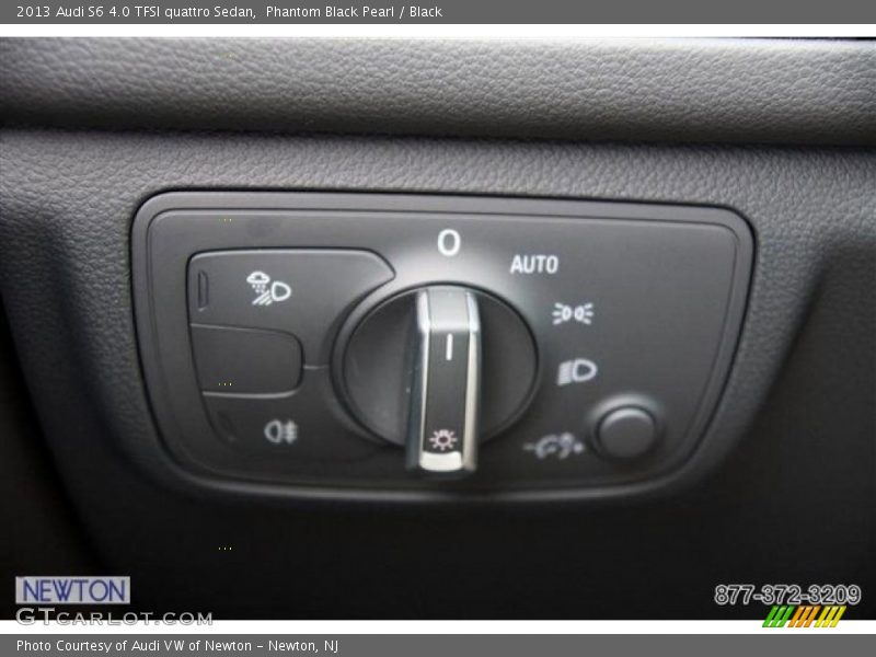Phantom Black Pearl / Black 2013 Audi S6 4.0 TFSI quattro Sedan