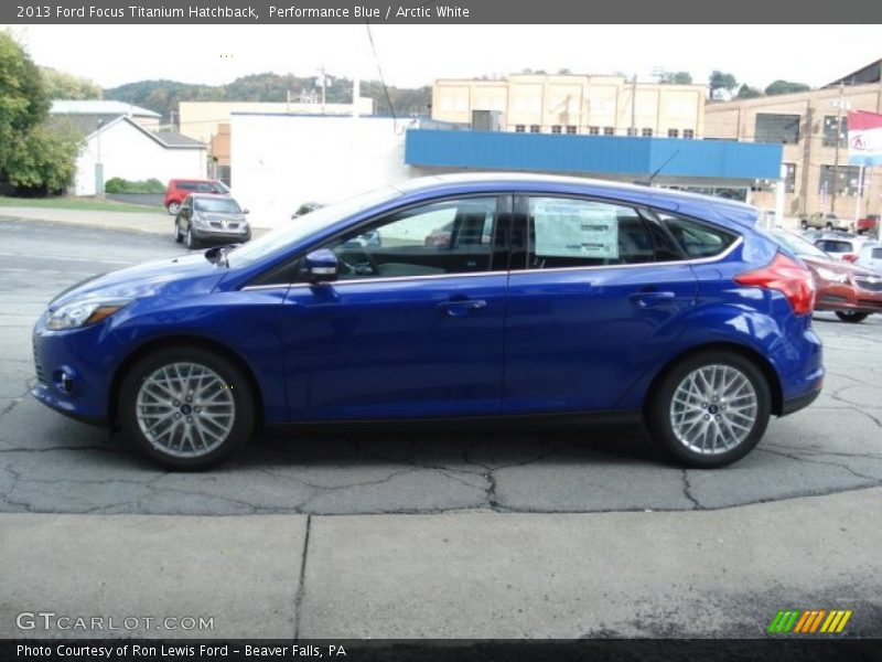 Performance Blue / Arctic White 2013 Ford Focus Titanium Hatchback