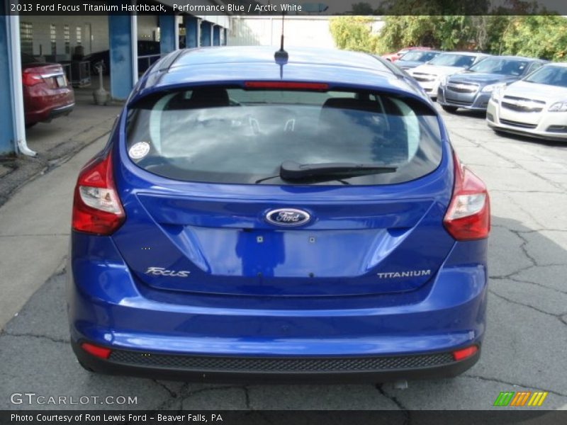 Performance Blue / Arctic White 2013 Ford Focus Titanium Hatchback