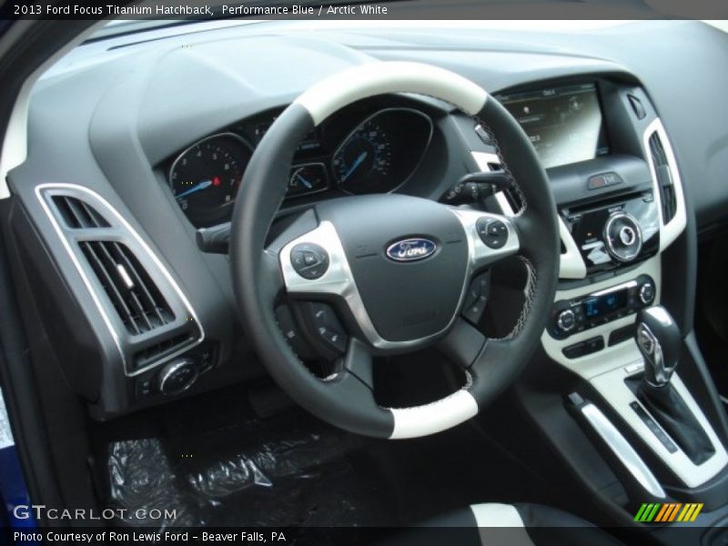  2013 Focus Titanium Hatchback Steering Wheel