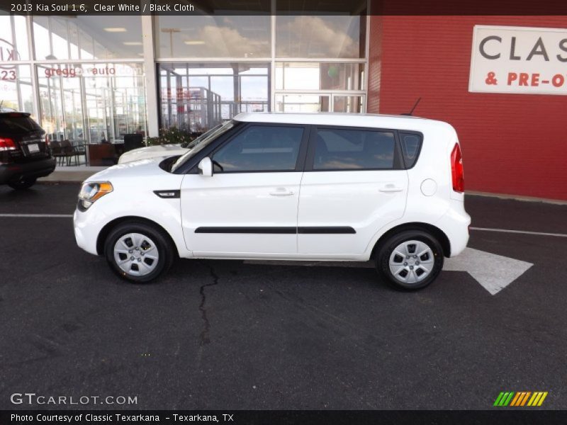 Clear White / Black Cloth 2013 Kia Soul 1.6