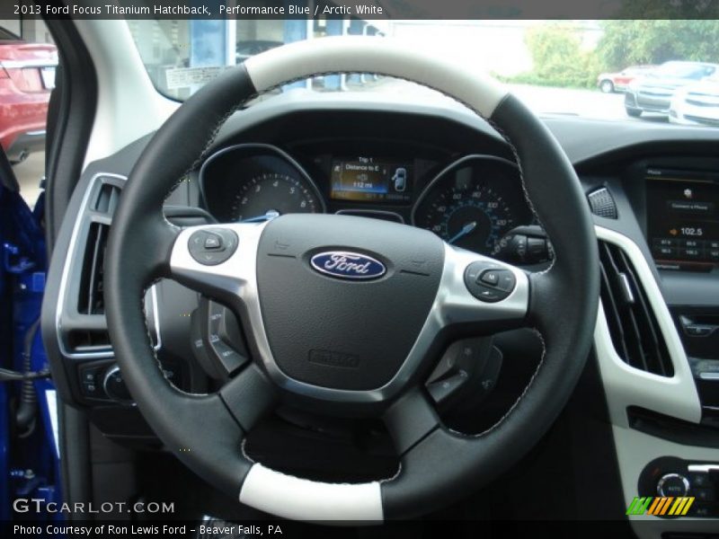  2013 Focus Titanium Hatchback Steering Wheel