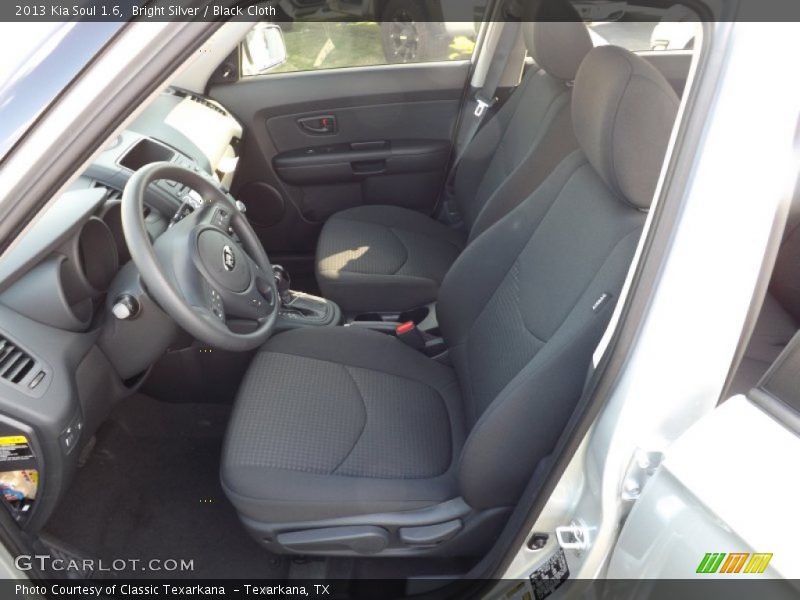 Bright Silver / Black Cloth 2013 Kia Soul 1.6