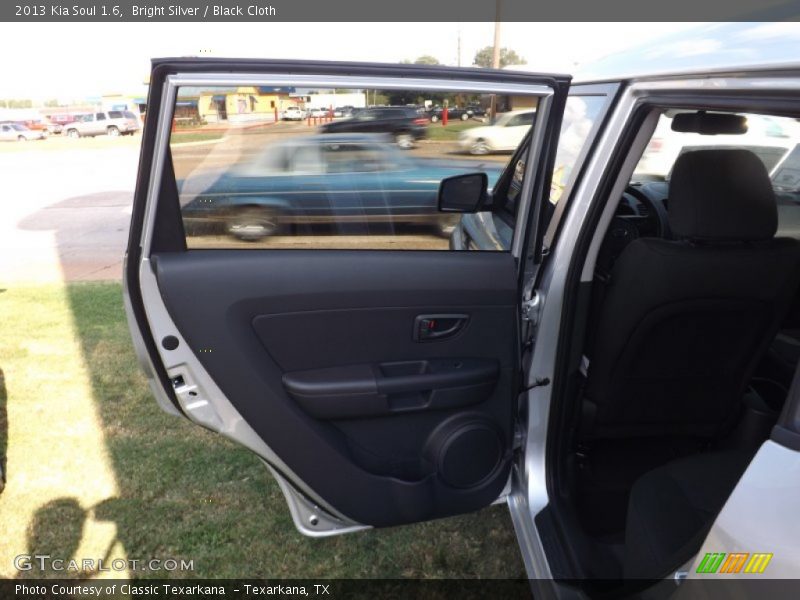 Bright Silver / Black Cloth 2013 Kia Soul 1.6