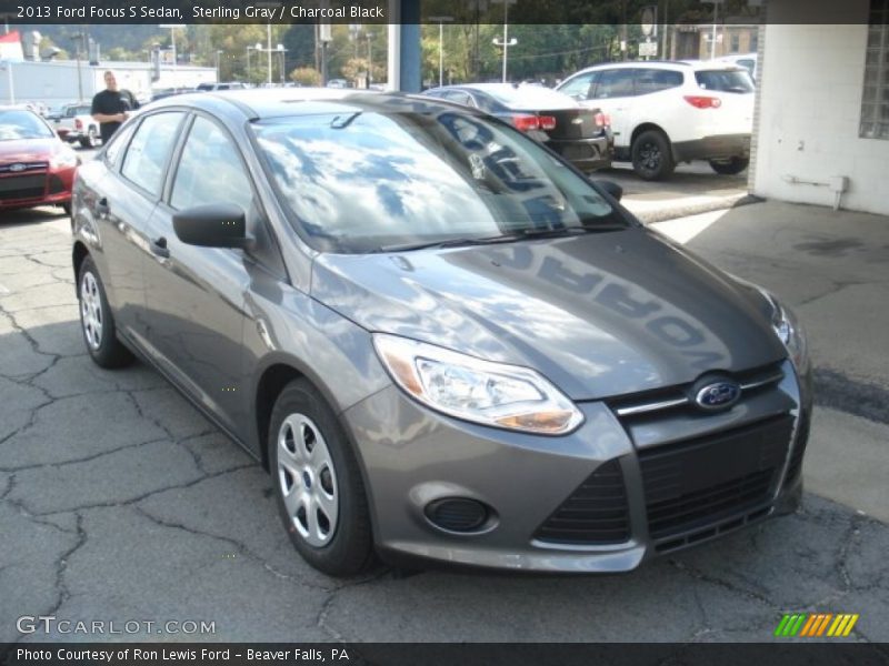 Sterling Gray / Charcoal Black 2013 Ford Focus S Sedan