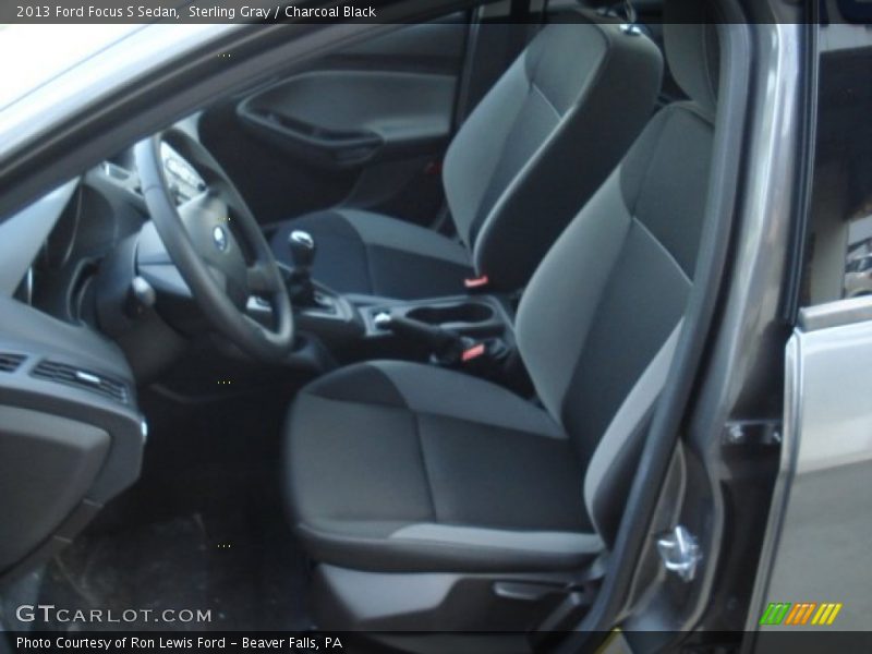 Sterling Gray / Charcoal Black 2013 Ford Focus S Sedan