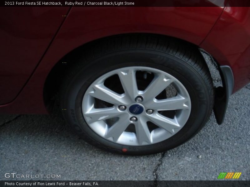 Ruby Red / Charcoal Black/Light Stone 2013 Ford Fiesta SE Hatchback