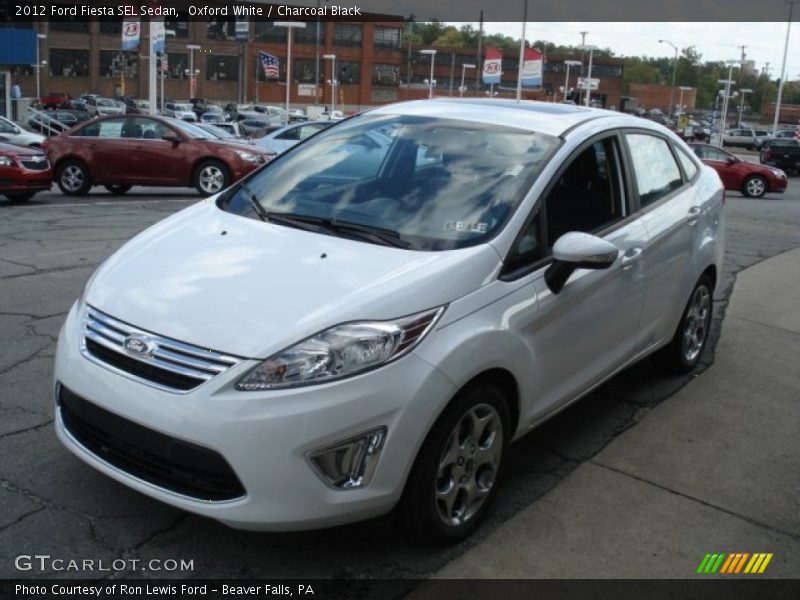 Oxford White / Charcoal Black 2012 Ford Fiesta SEL Sedan