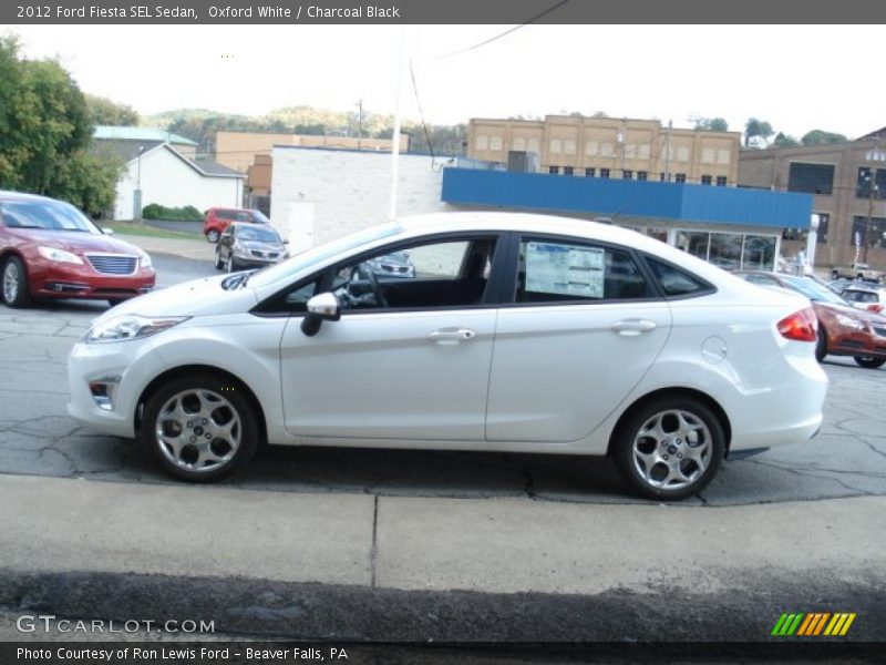 Oxford White / Charcoal Black 2012 Ford Fiesta SEL Sedan