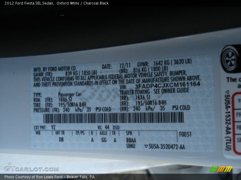 Oxford White / Charcoal Black 2012 Ford Fiesta SEL Sedan