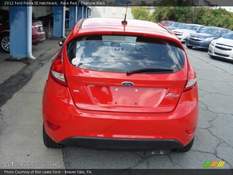 Race Red / Charcoal Black 2012 Ford Fiesta SE Hatchback