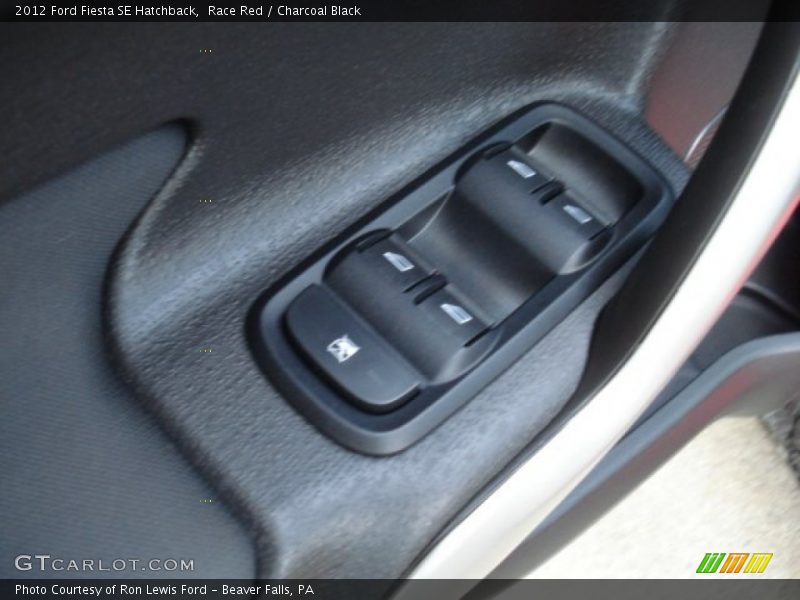 Race Red / Charcoal Black 2012 Ford Fiesta SE Hatchback
