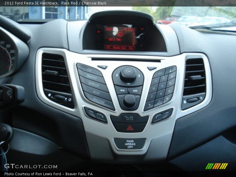 Race Red / Charcoal Black 2012 Ford Fiesta SE Hatchback