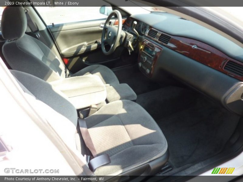 White / Ebony 2009 Chevrolet Impala LT