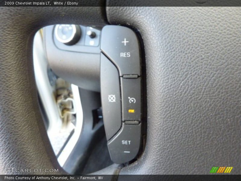 White / Ebony 2009 Chevrolet Impala LT