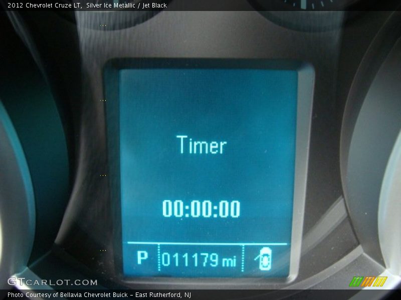 Silver Ice Metallic / Jet Black 2012 Chevrolet Cruze LT