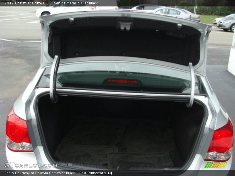 Silver Ice Metallic / Jet Black 2012 Chevrolet Cruze LT