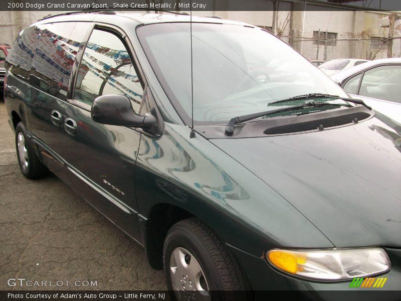 Shale Green Metallic / Mist Gray 2000 Dodge Grand Caravan Sport