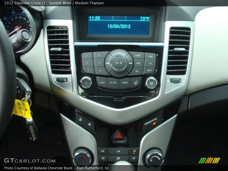 Summit White / Medium Titanium 2012 Chevrolet Cruze LT