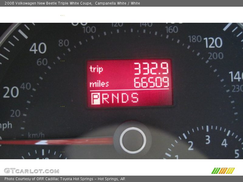 Campanella White / White 2008 Volkswagen New Beetle Triple White Coupe