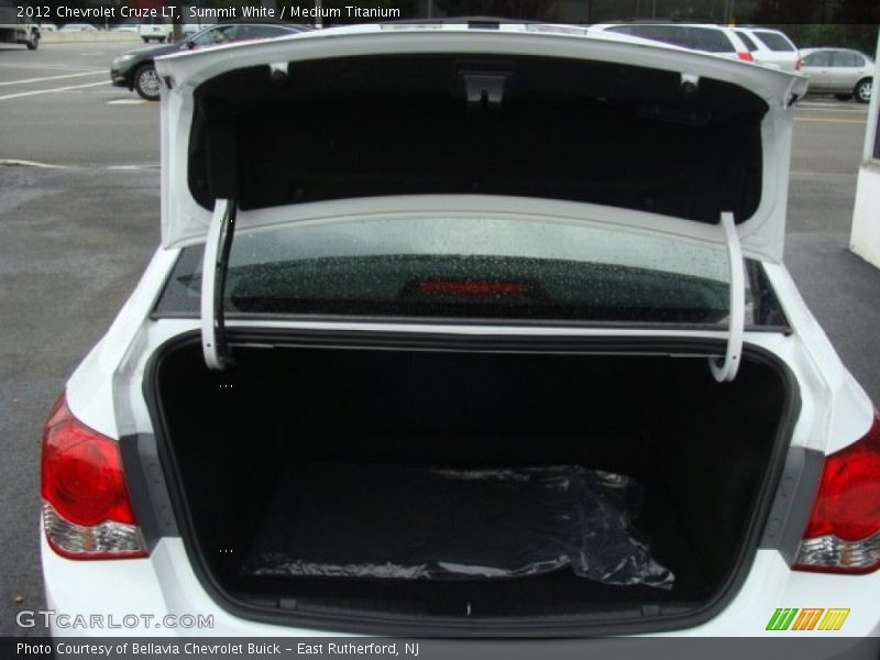 Summit White / Medium Titanium 2012 Chevrolet Cruze LT