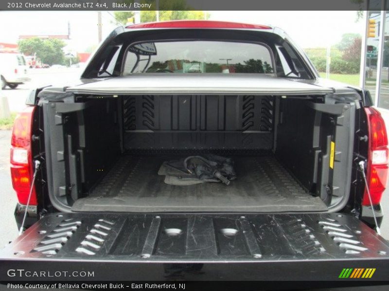Black / Ebony 2012 Chevrolet Avalanche LTZ 4x4