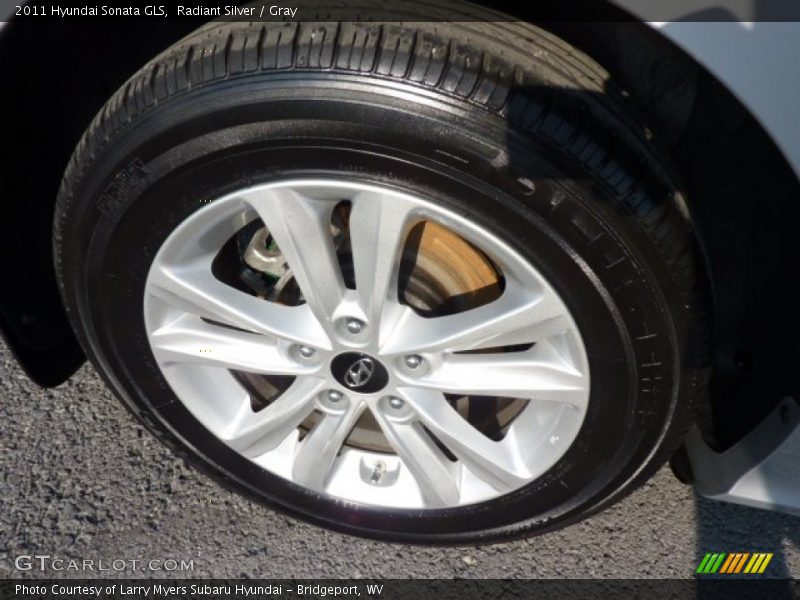 Radiant Silver / Gray 2011 Hyundai Sonata GLS