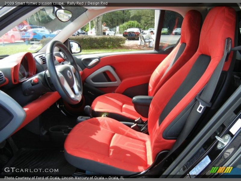  2009 fortwo passion coupe Design Red Interior