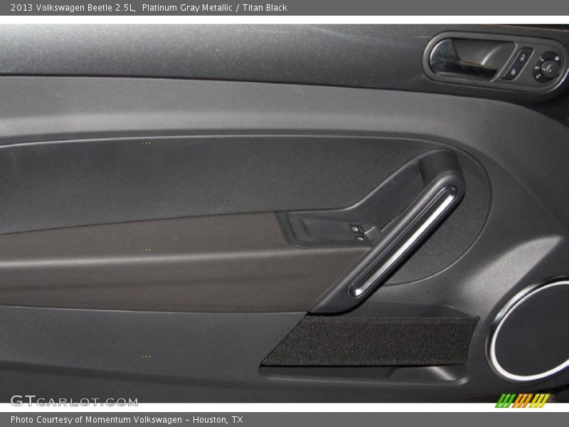 Platinum Gray Metallic / Titan Black 2013 Volkswagen Beetle 2.5L