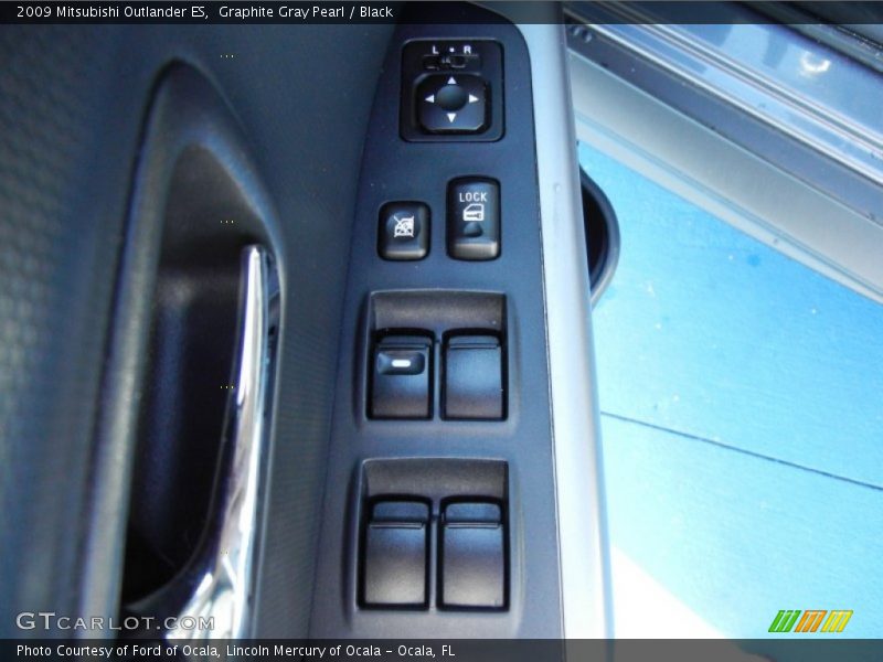 Graphite Gray Pearl / Black 2009 Mitsubishi Outlander ES