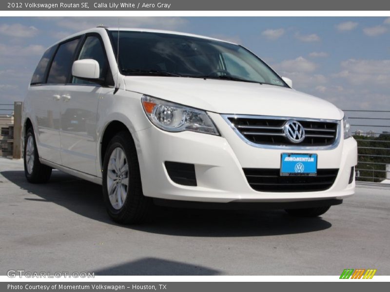 Calla Lily White / Aero Gray 2012 Volkswagen Routan SE