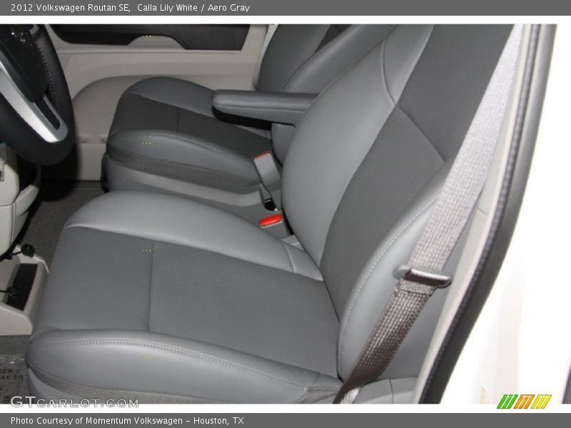 Calla Lily White / Aero Gray 2012 Volkswagen Routan SE