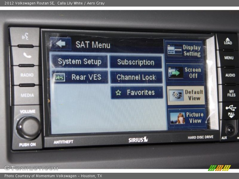 Calla Lily White / Aero Gray 2012 Volkswagen Routan SE