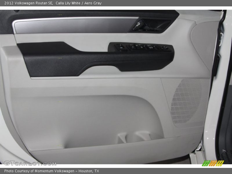Calla Lily White / Aero Gray 2012 Volkswagen Routan SE