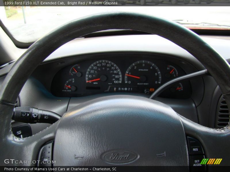 Bright Red / Medium Graphite 1999 Ford F150 XLT Extended Cab