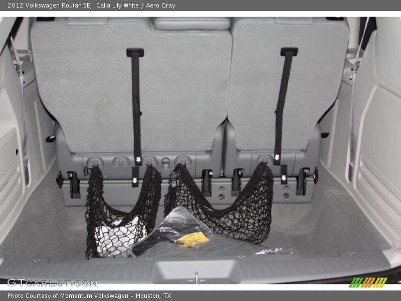 Calla Lily White / Aero Gray 2012 Volkswagen Routan SE